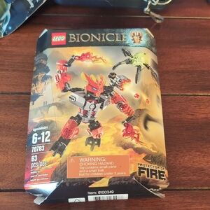 LEGO Bionicle Protector of Fire Set - Red, Black, and Yellow Brand New Sealed